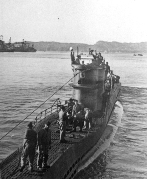 U-571 preparing to leave France.