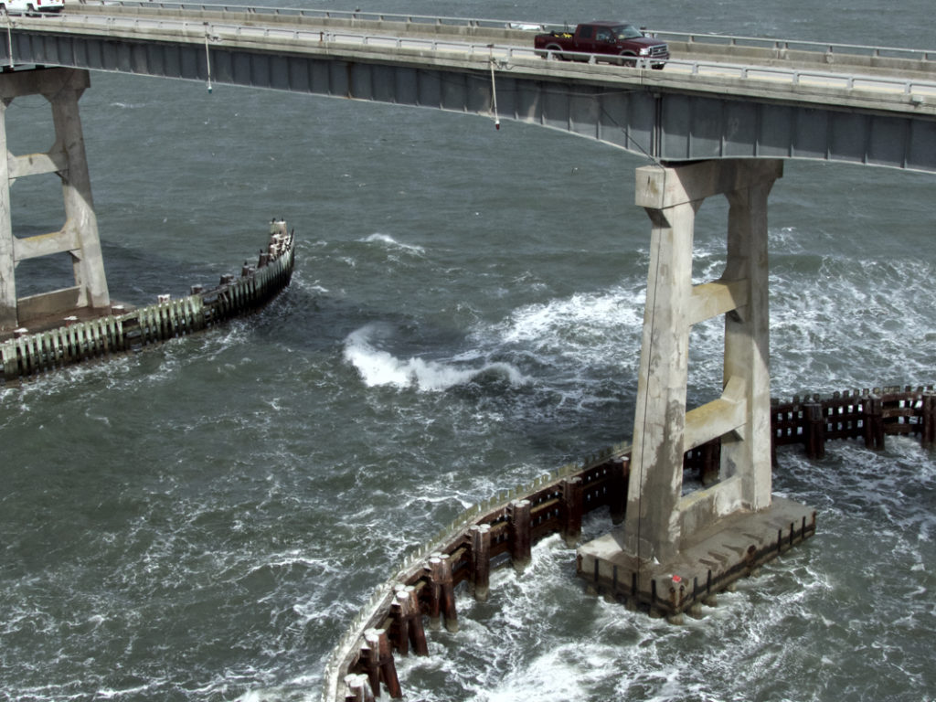 How narrow the channel is becomes apparent when viewed from 90' above it.